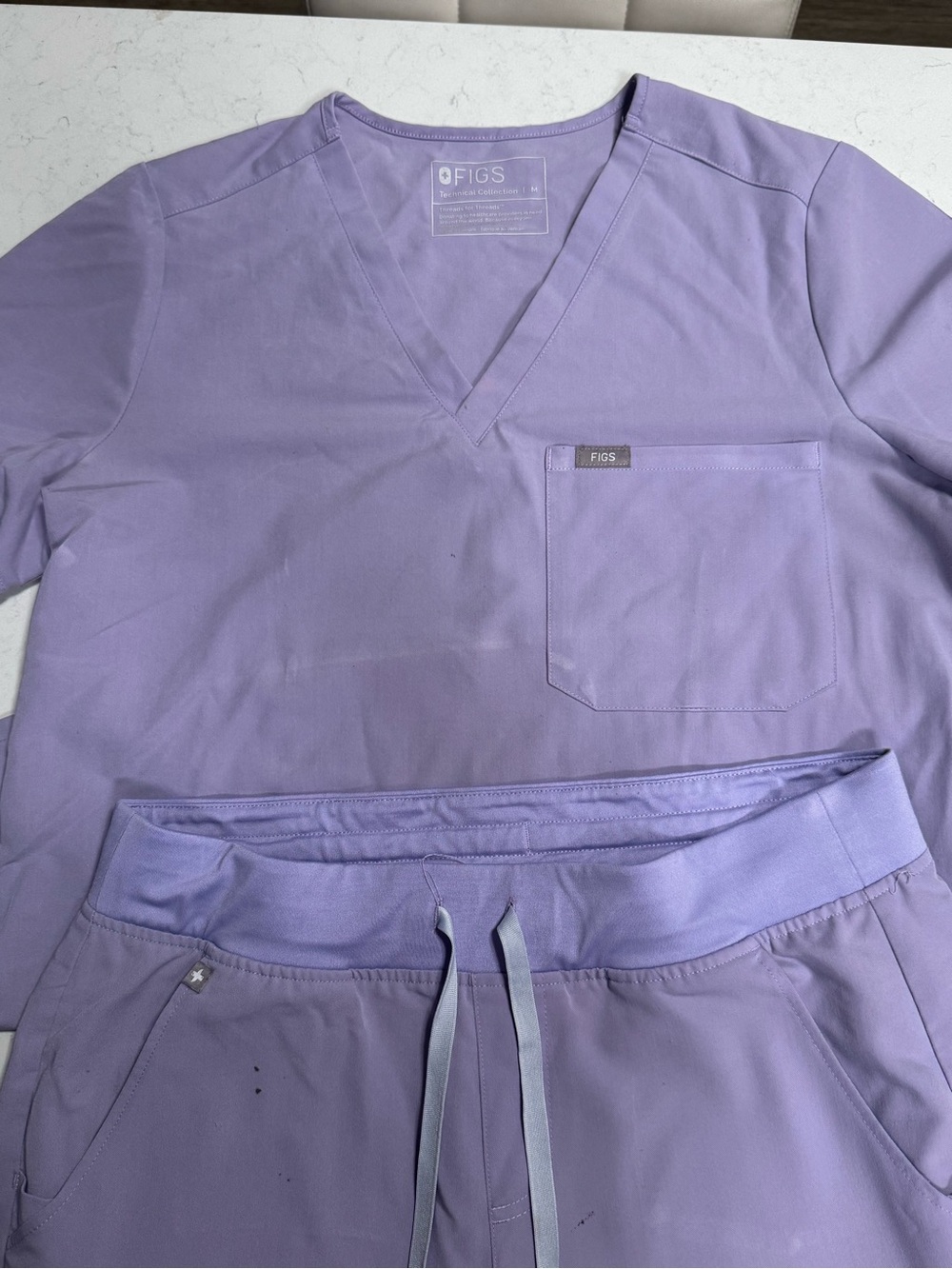 FIGS Scrub Set- Lavender